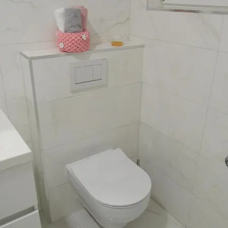 Novi Lux